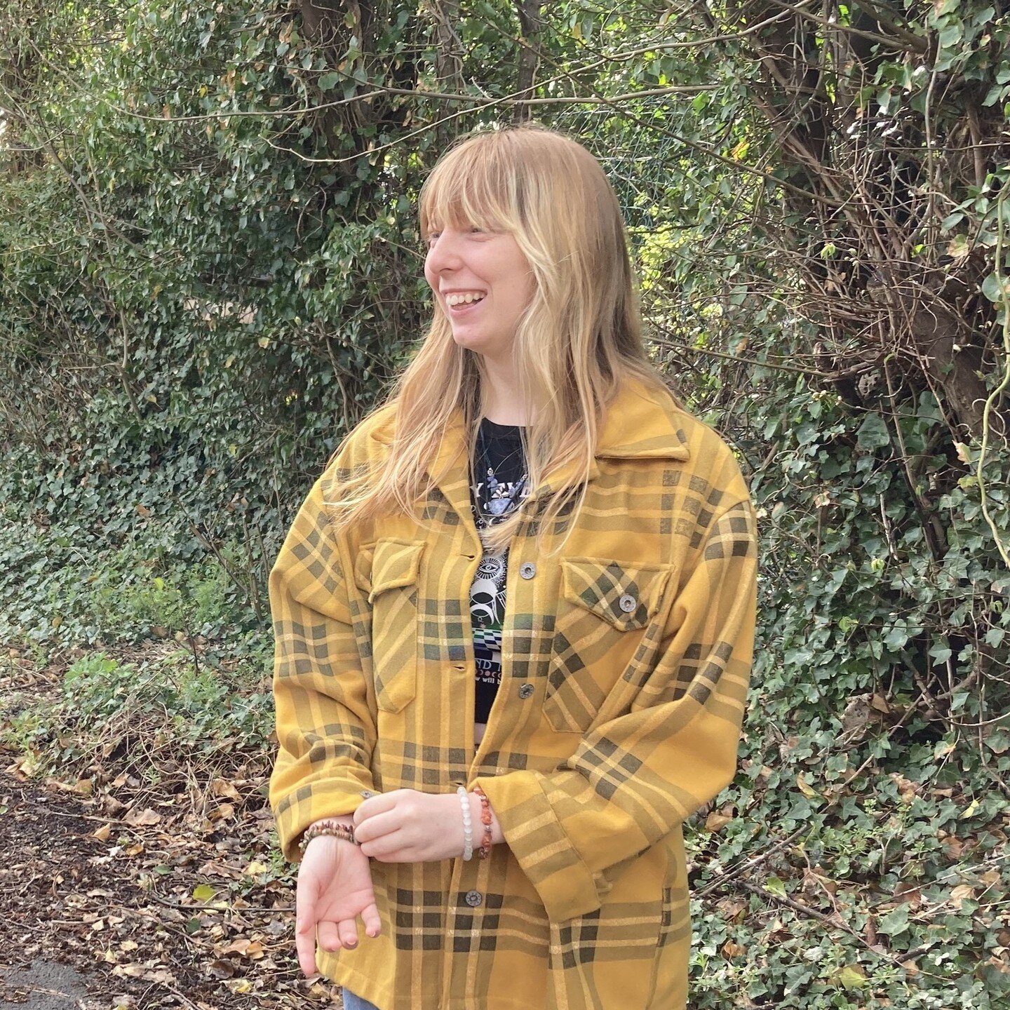 Our Listening Peers Mentor Beth has been shortlisted for a Sunday Mail @youngscot Award! 🥳

She has been nominated for the Health &amp; Wellbeing category 🏆

Everyone at Bridges wishes Beth the very best of luck 🤩

#YSAwards #YSAwards2023 #YSAward